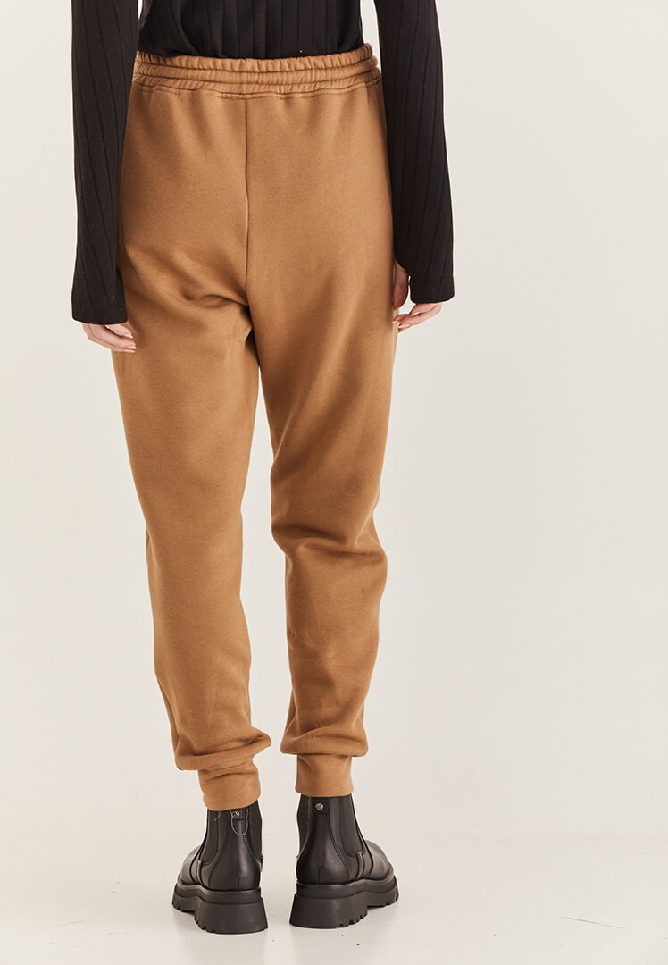 מכנסי גומי סנדרו בצבע טבק - טוטון
